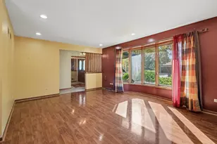 1132 E 166th Pl, South Holland, IL 60473 - Photo 3
