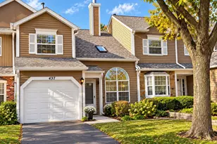 437 Ascot Ln, Streamwood, IL 60107 - Photo 1