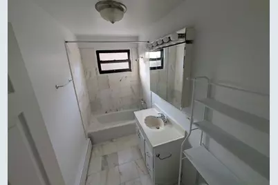 7610 N Rogers Avenue #203, Chicago, IL 60626 - Photo 7