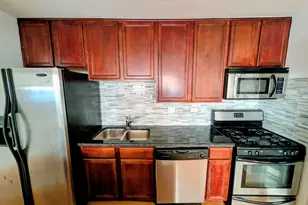 7610 N Rogers Ave, Chicago, IL 60626 - Photo 5