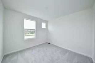 1708 Espacio Dr, Naperville, IL 60563 - Photo 27