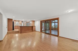 902 N Rohlwing Rd, Palatine, IL 60074 - Photo 13