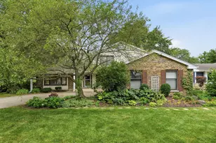 902 N Rohlwing Rd, Palatine, IL 60074 - Photo 45
