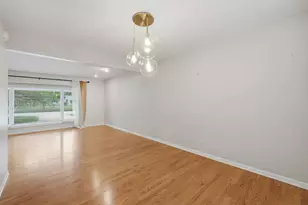 902 N Rohlwing Rd, Palatine, IL 60074 - Photo 9