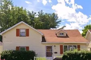 122 S Commercial Ave, Amboy, IL 61310 - Photo 1