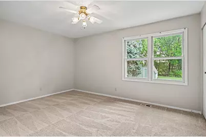 409 N Glengarry Drive, Geneva, IL 60134 - Photo 35