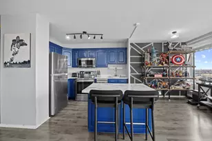 3900 N Lake Shore Dr, Chicago, IL 60613 - Photo 9