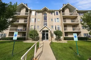 7755 Bristol Park Dr, Tinley Park, IL 60477 - Photo 9