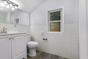 2737 Cannon St, Rockford, IL 61109 - Photo 9