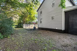 2737 Cannon St, Rockford, IL 61109 - Photo 13