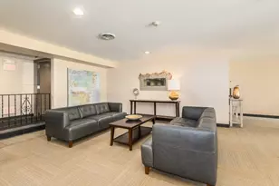 400 Ascot Dr, Park Ridge, IL 60068 - Photo 7