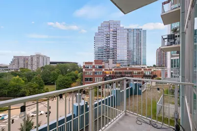 1600 S Indiana Avenue #605, Chicago, IL 60616 - Photo 11