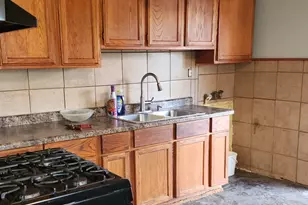 43 W 141st St, Dixmoor, IL 60426 - Photo 3