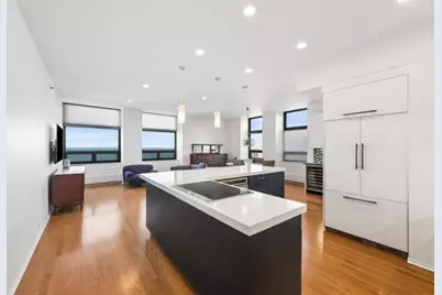 680 N Lake Shore Drive #1825, Chicago, IL 60611 - Photo 3