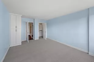 2930 N Sheridan Rd, Chicago, IL 60657 - Photo 13
