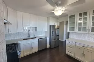 8801 Golf Rd, Niles, IL 60714 - Photo 11