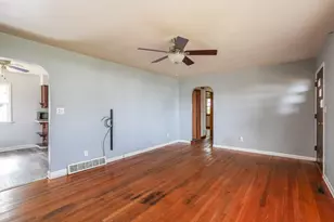 140 Section Line Rd, Manteno, IL 60950 - Photo 5