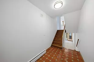 1473 E Park Pl, Chicago, IL 60637 - Photo 3