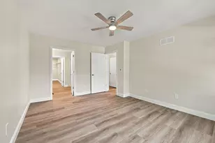 1684 Willow Cir Dr, Crest Hill, IL 60403 - Photo 13
