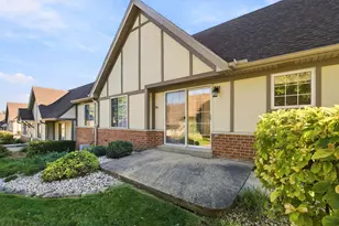 1684 Willow Cir Dr, Crest Hill, IL 60403 - Photo 21