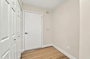 1684 Willow Cir Dr, Crest Hill, IL 60403 - Photo 19