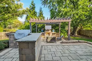 2011 Crossing Ln, Naperville, IL 60540 - Photo 39