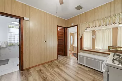 5851 W Addison Street, Chicago, IL 60634 - Photo 11