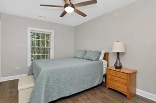 1205 Charleston Ct, Westmont, IL 60559 - Photo 15