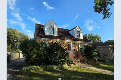 319 N Main Street, Mount Prospect, IL 60056 - Photo 1