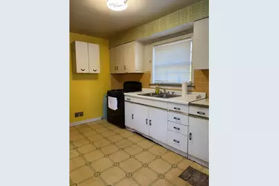 319 N Main Street, Mount Prospect, IL 60056 - Photo 11