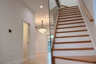 10835 S Parnell Ave, Chicago, IL 60628 - Photo 9