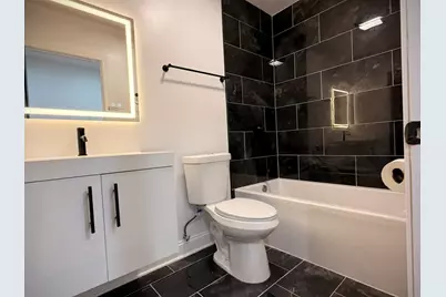 10835 S Parnell Avenue, Chicago, IL 60628 - Photo 17