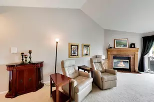 1012 Butternut Ln, Mount Prospect, IL 60056 - Photo 5