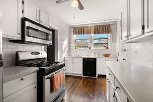 1219 Hull Terrace, Evanston, IL 60202 - Photo 5