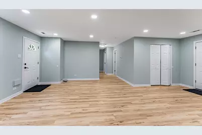 210 Mantua Street, Park Forest, IL 60466 - Photo 5