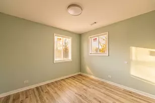 210 Mantua St, Park Forest, IL 60466 - Photo 11