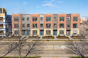 378 Summit Cir, Lombard, IL 60148 - Photo 43