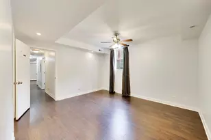 1340 W Greenleaf Ave, Chicago, IL 60626 - Photo 15