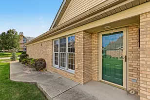 7778 Bristol Park Dr, Tinley Park, IL 60477 - Photo 5