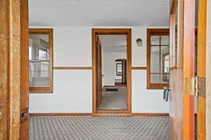 313 S Guthrie St, Gibson City, IL 60936 - Photo 5