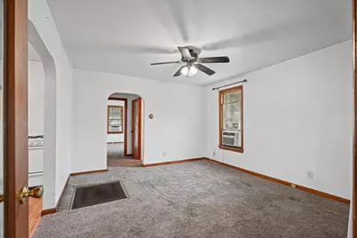 313 S Guthrie Street, Gibson City, IL 60936 - Photo 9