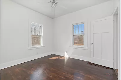 403 E Park Street, Mundelein, IL 60060 - Photo 15