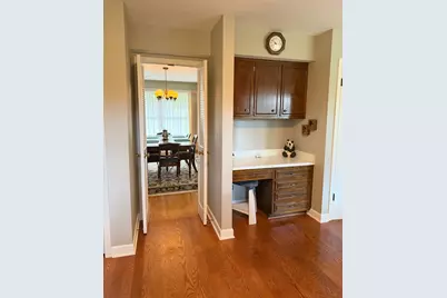 1021 Anne Road, Naperville, IL 60540 - Photo 7