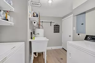 1043 Walter St, Lemont, IL 60439 - Photo 19