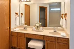 732 Robertson Rd, South Elgin, IL 60177 - Photo 23