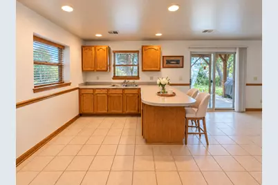 732 Robertson Road, South Elgin, IL 60177 - Photo 17