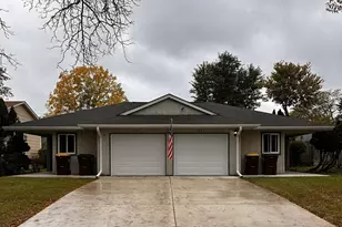1285 Wicker St, Woodstock, IL 60098 - Photo 1