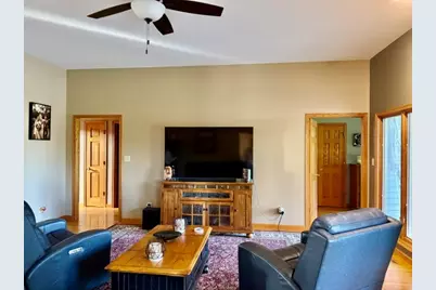 750 S Columbia Avenue, Oglesby, IL 61348 - Photo 17
