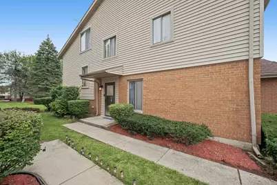 18584 Meadow Lane, Hazel Crest, IL 60429 - Photo 5