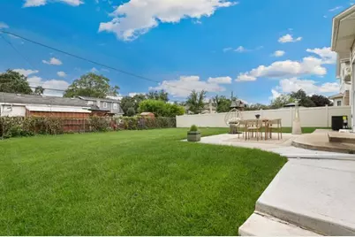 8542 Latrobe Avenue, Burbank, IL 60459 - Photo 33